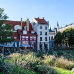 Riga: 2-Hour Walking Tour in the Old Town - Exploring Riga’s Old Town: What to Expect on the Tour