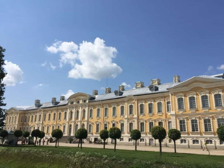 Riga: Bauska Castle, Rundale Palace and Hill of Crosses Trip - Why This Tour Is Worth It