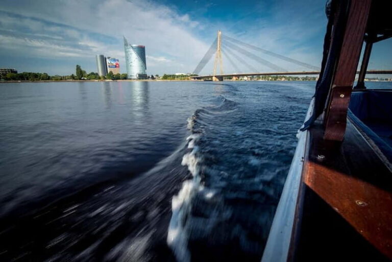 Riga: Canal and River Daugava Sightseeing Cruise - Why This Tour Offers Good Value