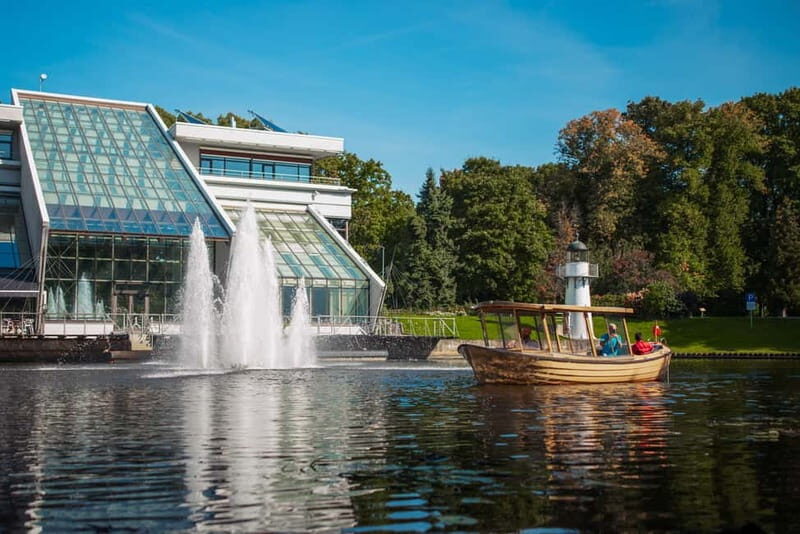 Riga: Canal Boat Sightseeing Tour With Audio guide - The Itinerary and Sights in Detail
