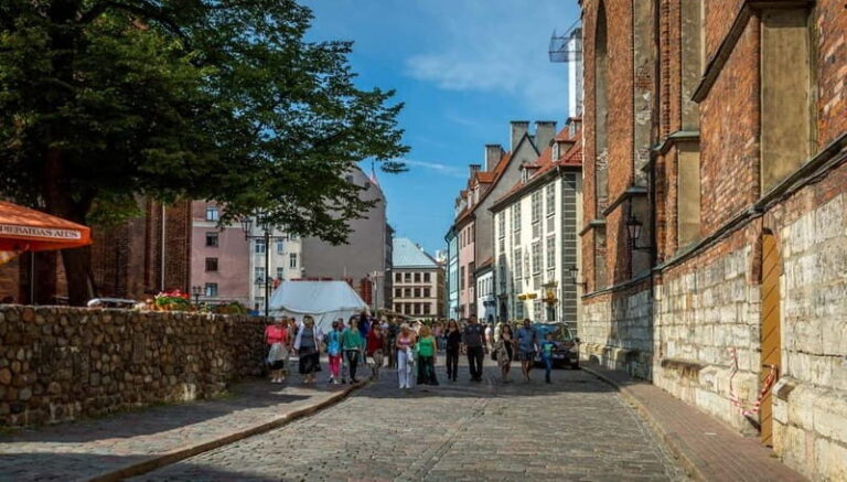 Riga: Guided Old Town Walking Tour - The Value of the Tour