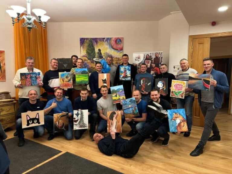 Riga: Sip and Paint Party for Corporate and Private Events - Why This Experience Works