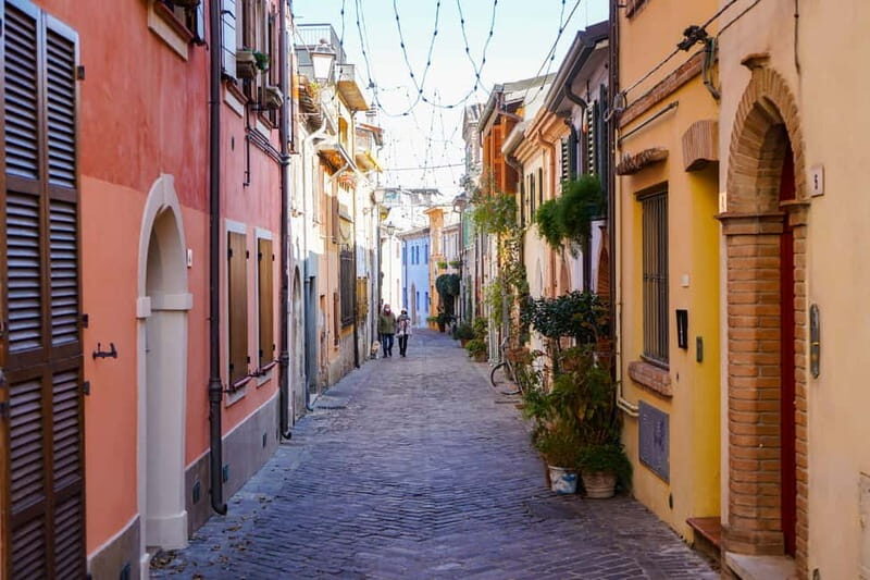 Rimini Experience: guided tour and mini cruise - The Experience in Detail