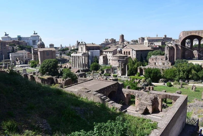 Rome: Colosseum, Roman Forum, and Palatine Hill Guided Tour - What Makes This Tour Stand Out