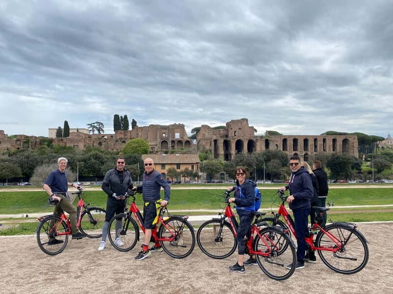 Rome E-Bike Tour: Ultimate Street Food and Market Feast - The E-Bikes and Comfort Level