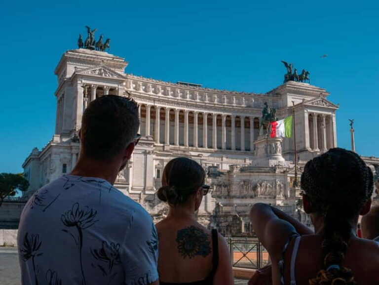 Rome: Guided Walking Tour in English or Spanish - What Makes This Tour Stand Out