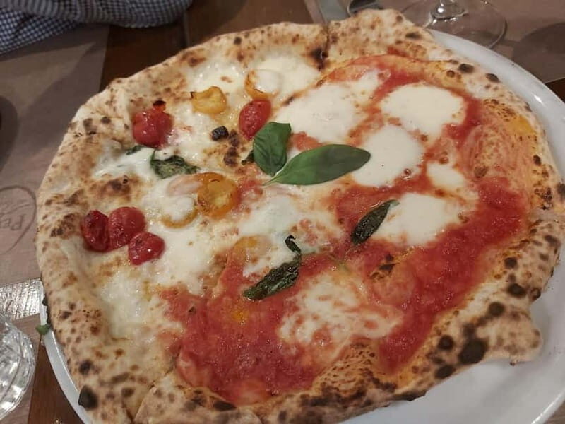Rome: Pizza & Tiramisu Class with Free Flowing Fine Wine