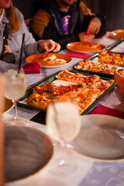 Rome: Sex & Love in Ancient Rome - Food, Drinks, and Atmosphere