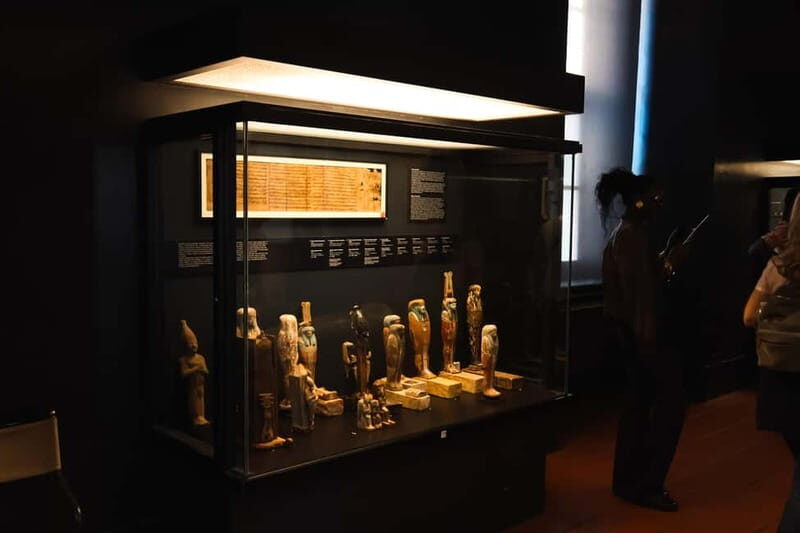 Rome: Vatican Museums and Sistine Chapel Hosted Entry - The Entrance Experience and First Impressions