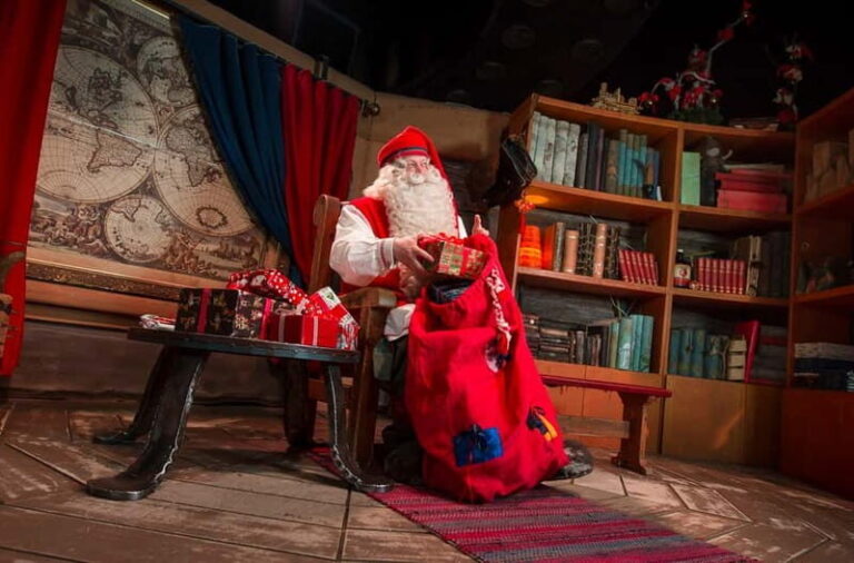 Rovaniemi: Santa Claus Village & Santa Park in One Day - Authenticity and Value
