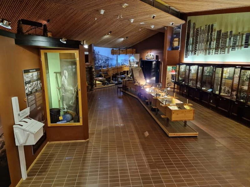 Rovaniemi to Tankavaara Gold Village & Gold Panning - The Journey from Rovaniemi to Tankavaara