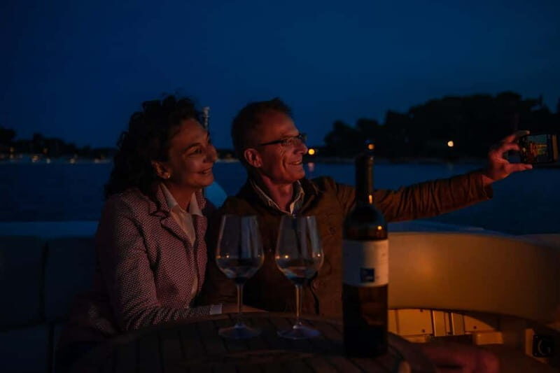 Rovinj: Luxury Old Town Night Cruise with Drinks - What Makes This Tour Special?