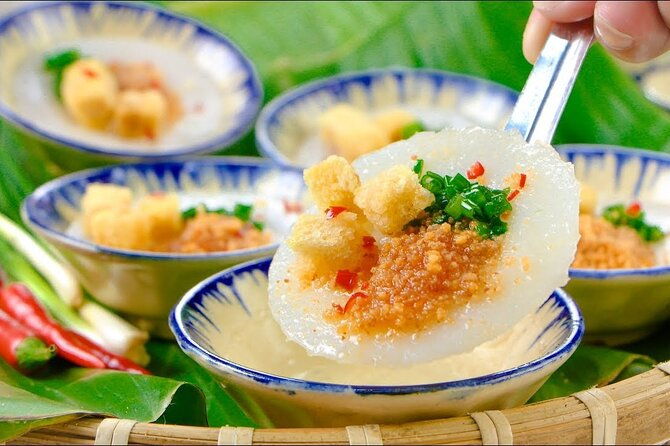 Saigon city tour & Street food - Exploring Saigon with a Street Food and City Tour