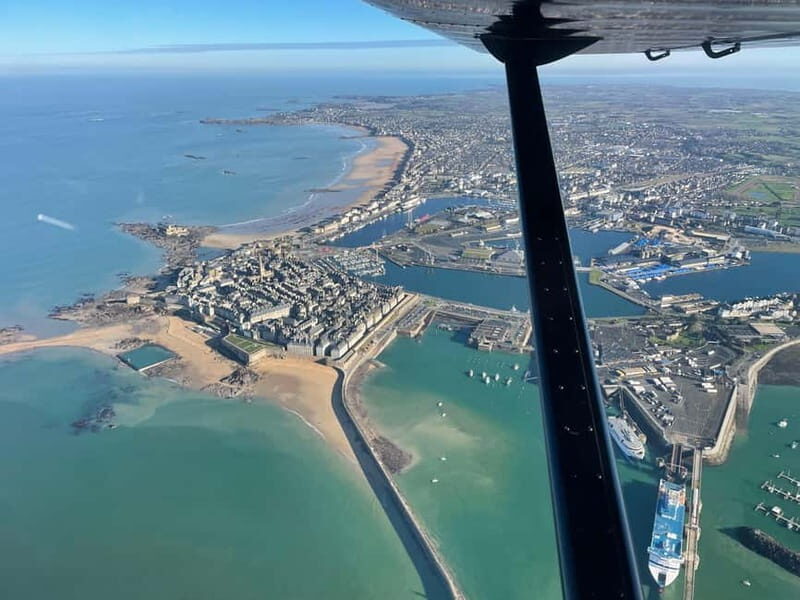 Saint-Malo: flight over the Emerald Coast - Discovering the Flight Experience Over Brittany’s Coast