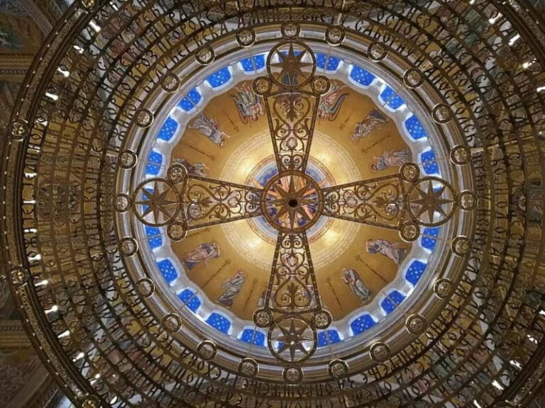 Saint Sava Temple guided tour - What You Get and What You Don’t