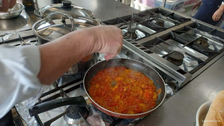 Salerno: Tomato Gastronomic Experience + Excursion to Pompeii - Practical Tips for Travelers