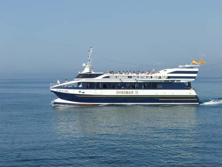 Salou/Cambrils: Cala Calafat Day Trip by Boat with Drinks - What to Expect on the Day