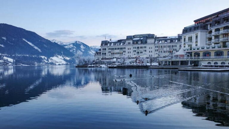 Salzburg: Private Day Trip to Zell am See and Kitzsteinhorn - Practical Tips for a Smooth Experience