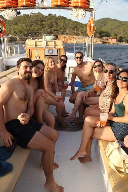 San Antonio: Cala Bassa, Cala Conta and Cave Boat Trip - Water Activities and Relaxation