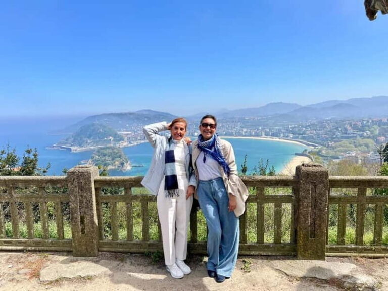 San Sebastian: Private Tour from Pamplona - Itinerary Breakdown: What to Expect