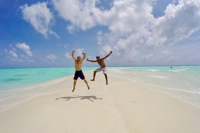 Sandbank Snorkeling and Sunset Cruise - An Honest Look at the Sandbank Snorkeling and Sunset Cruise in the Maldives