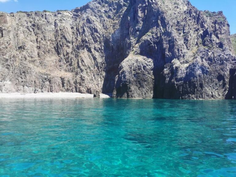 Sant'Antioco of Carloforte: Daily Boat Trip with Snorkeling - Detailed Breakdown of the Itinerary