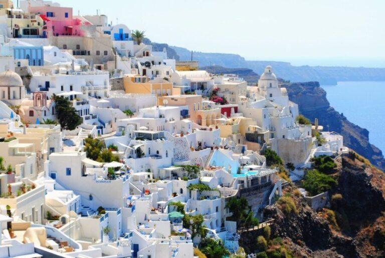 Santorini: Guided Highlights Tour with Private Wine Tasting - What Makes This Tour Stand Out