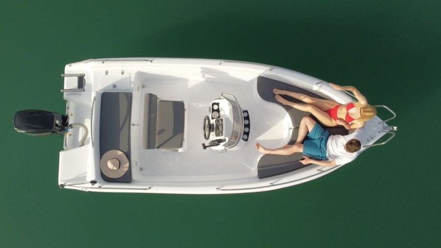 Santorini: Half-Day Boat Rental Without License - Practical Details and Tips