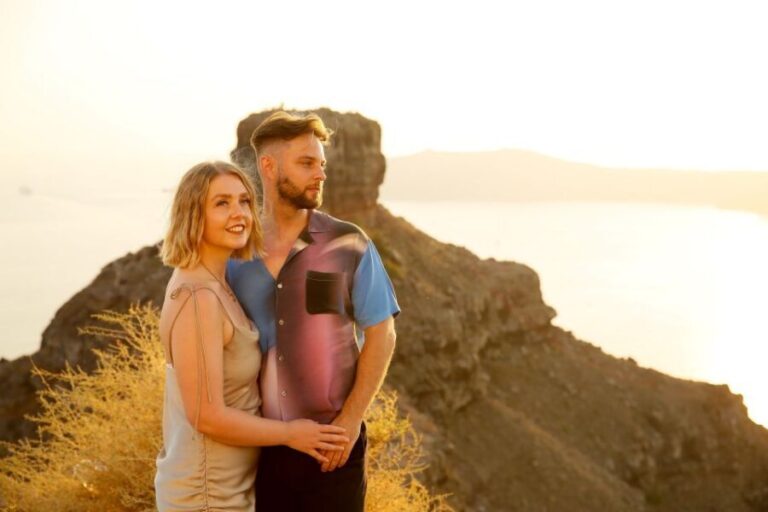 Santorini: Photo Shoot with a Private Vacation Photographer - The Authenticity of a Private Photo Shoot in Santorini