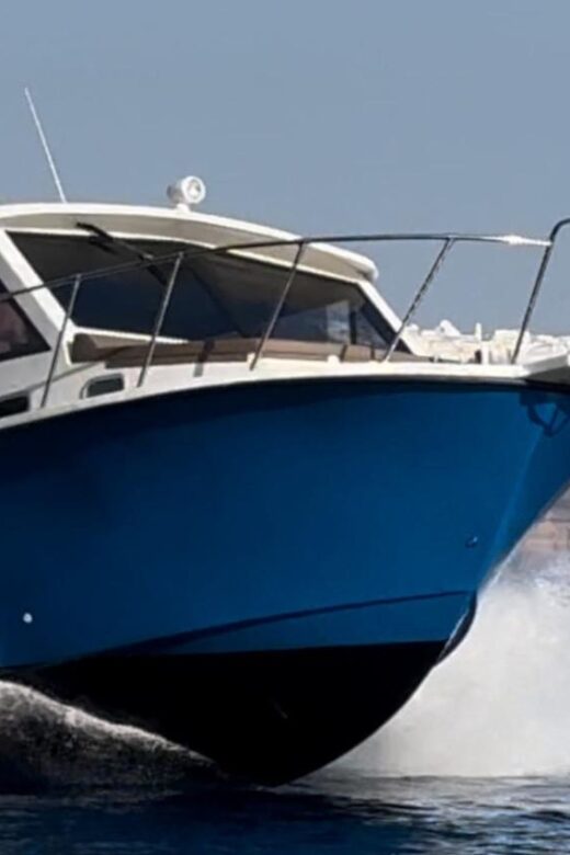 Santorini Private Cruise Sightseeing Tour with BBQ & Drinks - Itinerary Breakdown: What Makes It Special