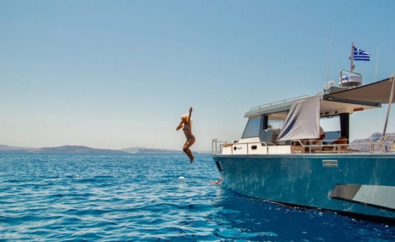 Santorini: Private Diamond 36 Motor Yacht Caldera Cruise - A Closer Look at the Santorini Diamond 36 Motor Yacht Caldera Cruise