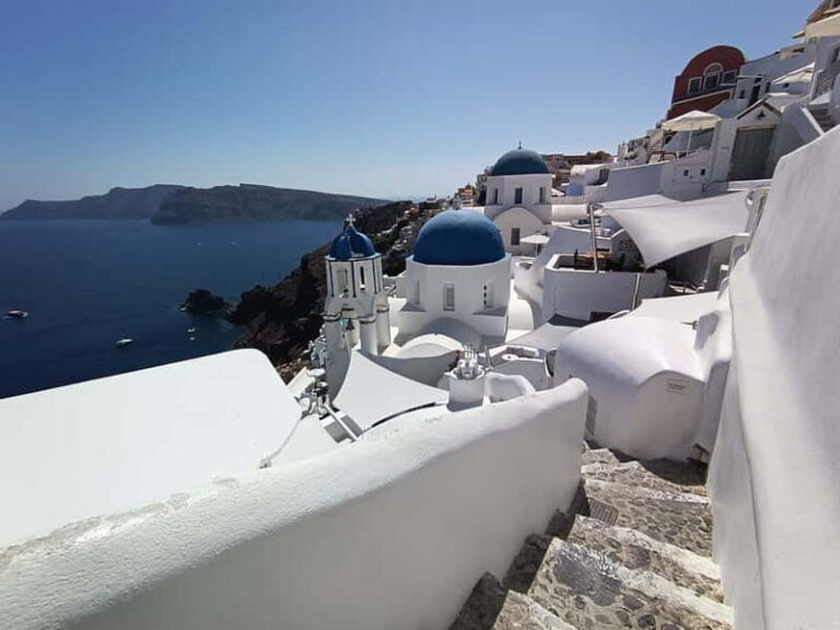 Santorini: Private Guided Sightseeing Day Tour - Why Choose a Private Guided Tour of Santorini?