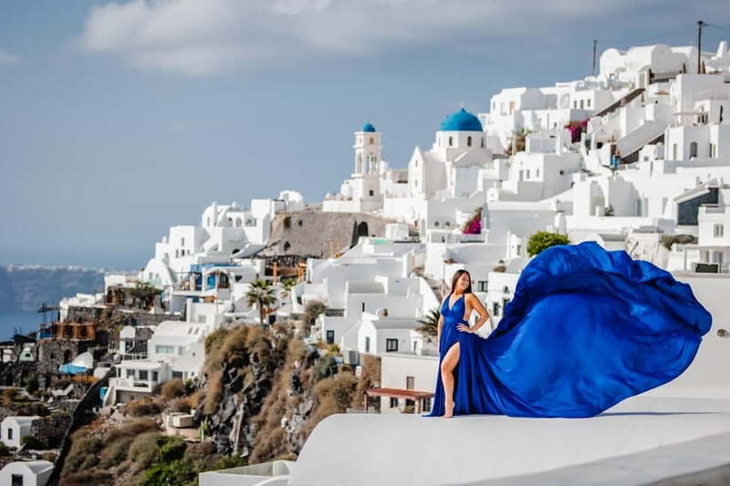 Santorini:Flying Dress shoot with Professional photographer - Who Should Consider This Experience?