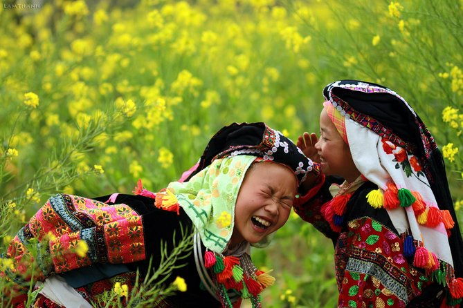 Sapa - Bac Ha Trek Tour - Night Train & Bus & Homestay overnight - Key Points