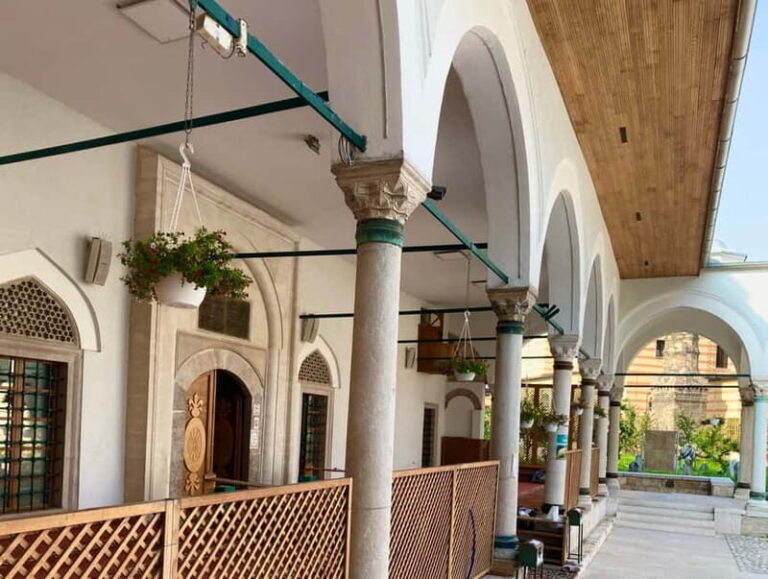 Sarajevo: Islamic Traditions and Daily Life Tour - The Experience Itself: How It Feels to Walk Through Sarajevo’s Islamic Heritage