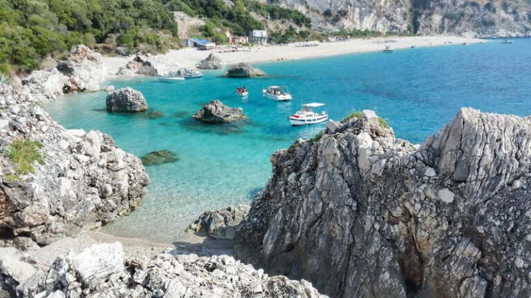 Sarandë: Boat Tour at Kroreza & Hidden Caves with Snorkeling - Why This Tour Works