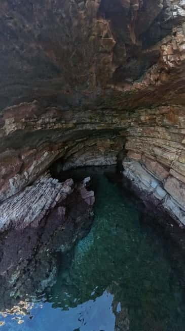 Sarandë: Boat Tour to Kroreza with Snorkelling and Umbrella - What to Expect from the Tour