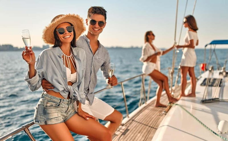 Semi Private Heraklion Private Beaches & Hidden Caves - Why Choose a Private Boat Experience?