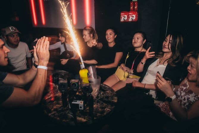 Seoul: Hongdae Premium Pubcrawl with Limitless Drinks - Key Points