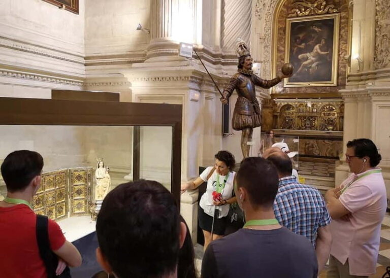 Seville: Cathedral and Giralda Small Group Tour with Tickets - A Detailed Look at the Tour Experience