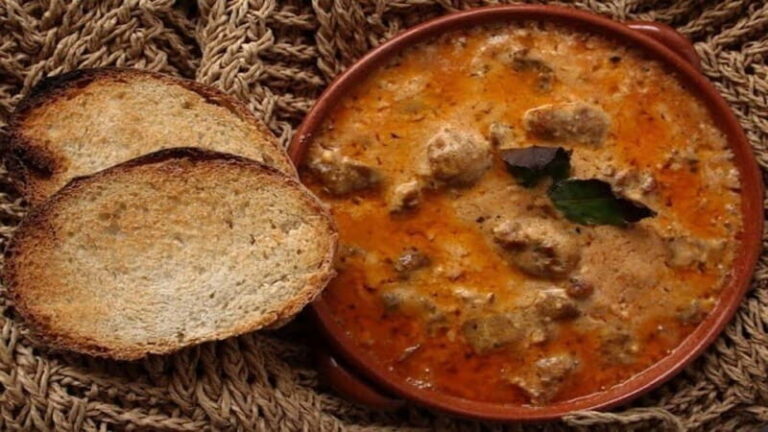 Shkodra: Walking Tour with Traditional Dinner - A Closer Look at the Tour Itinerary