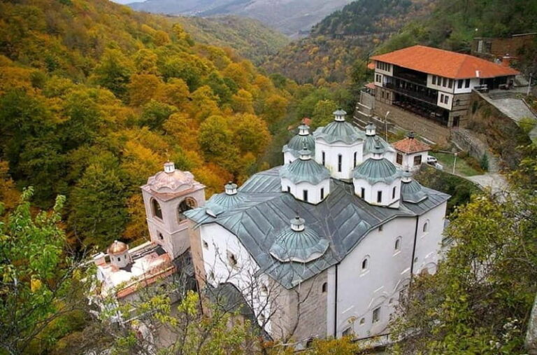 Short trip to Osogovo Monastery, North Macedonia from Sofia - The Itinerary: A Detailed Breakdown