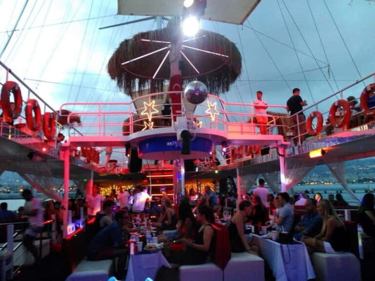 Side: Alanya Night Disco Cruise & Foam Party, Music, Dance - Who Will Love This Experience?