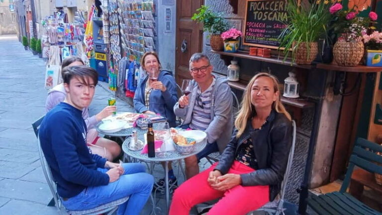 Siena walking tour with lunch & Chianti wine - A Close Look at the Siena Walking Tour