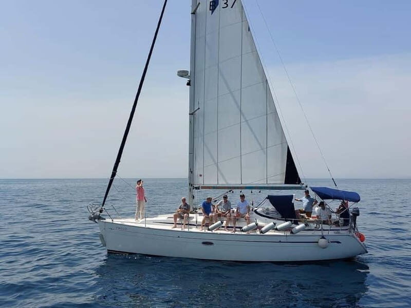 Sightseeing Sailing And Swim - The Relaxation and Entertainment Factor