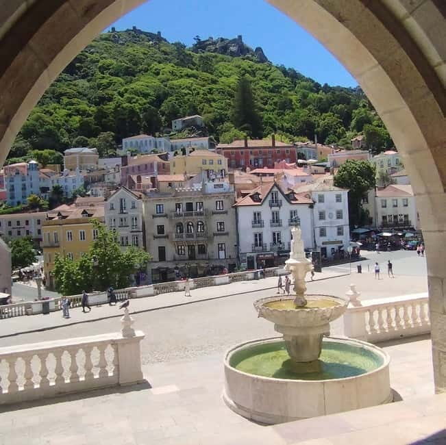 Sintra Unique Tour - Two Palaces and Azenhas do Mar - The Value of This Tour