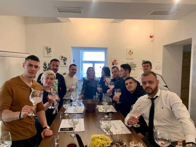 Skopje: A Unique Gin and Cocktail tasting tour - Who Would Love This Experience?