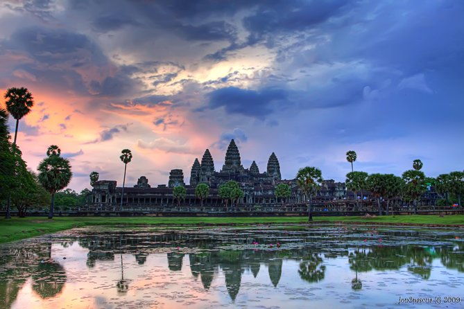 Small-Group Explore Angkor Wat Sunrise Tour with Guide from Siem Reap - Key Points