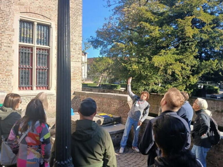 Small-Group Nostalgic Walking Tour of Bruges - The Practicalities: What’s Included and How It Works