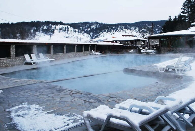 Sofia: Seven Rila Lakes Snowshoe Walk & Thermal Spring Pools - Snowshoeing Through the Lakes